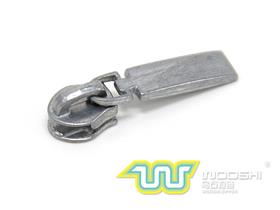 3# nylon zipper slider  and 10330 pull-tab