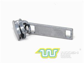 5# Metal zipper slider and 11597 pull-tab