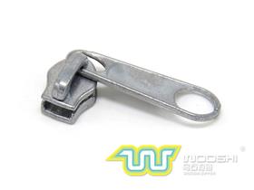 3# reverse nylon zipper slider and 10229 pull-tab