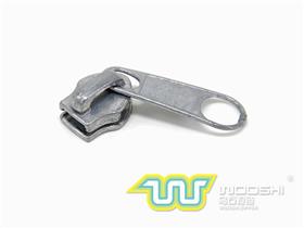 7# Nylon zipper slider and 10002 pull-tab