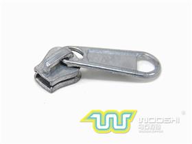 5# Plastic zipper slider and 11272 pull-tab