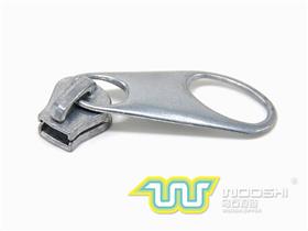 5# Plastic zipper slider and 10743 pull-tab