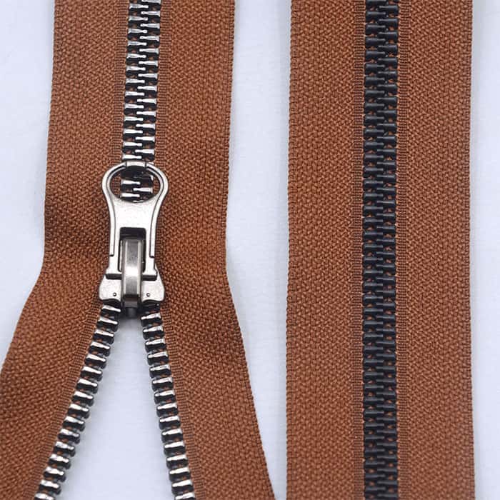 #5 Imitation Metal Teeth Plastic Zipper